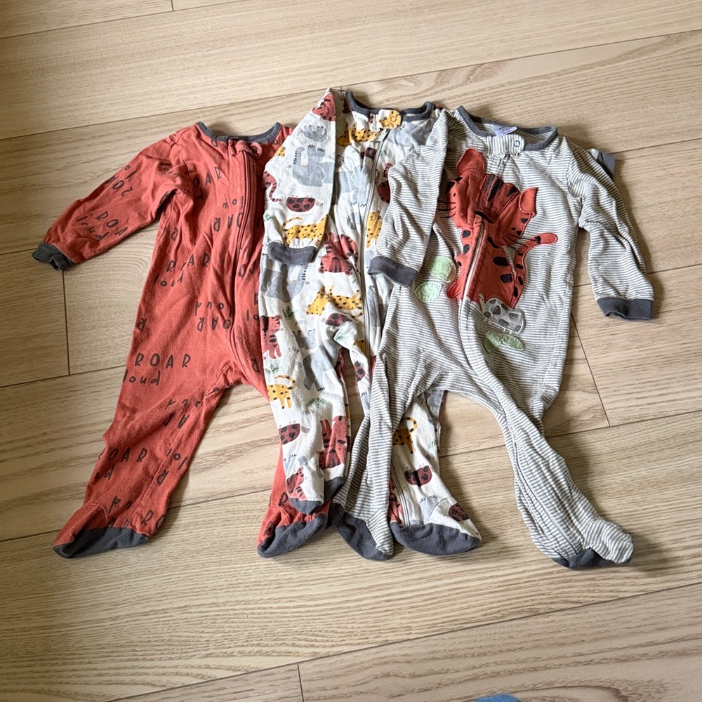 Gerber Baby Pajamas Set with Animal Prints